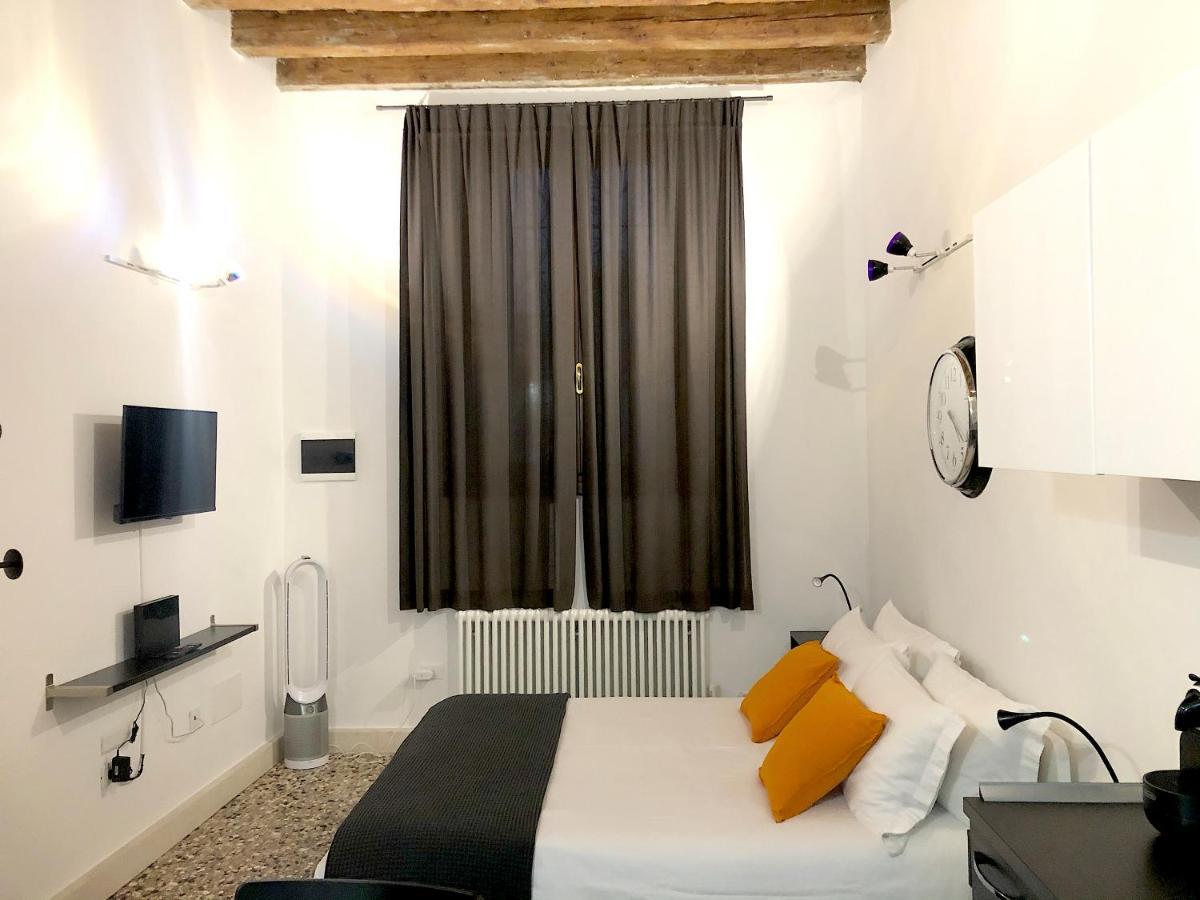 Residenza Pedrotti Apartment วิเชนซา ภายนอก รูปภาพ